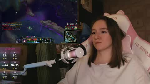 Katrin online show from April 9, 2026, 10:37 pm