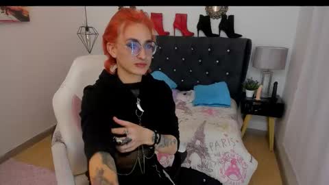 Moon online show from October 16, 2025, 7:59 pm