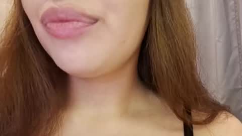 moonrose69 online show from October 19, 2025, 12:50 pm