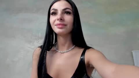 Snapshot of moonsshard chatting on July 1, 2026, 5:53 am Moon online show from July 1, 2026, 5:53 am