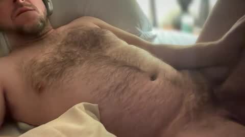 Snapshot of moony__ chatting on November 24, 2025, 4:56 am Moon online show from November 24, 2025, 4:56 am