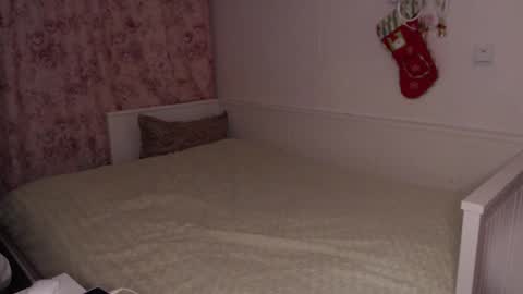 moore_alice online show from January 7, 2026, 12:24 am