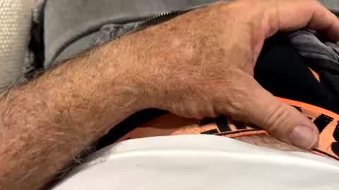 Me online show from October 22, 2025, 10:59 am