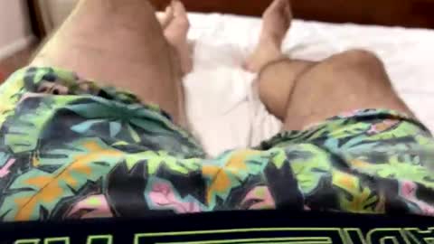 Me online show from May 3, 2026, 1:22 am