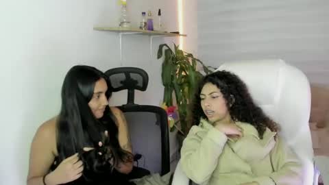 morena_rodriguez_9 online show from October 11, 2025, 8:02 am