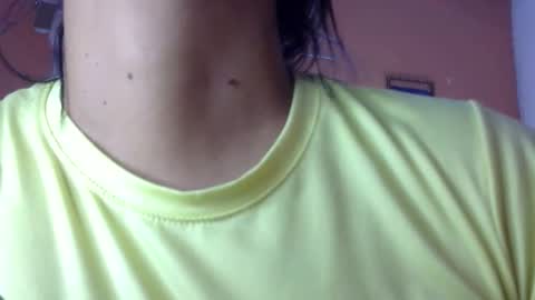 morenita5640 online show from October 14, 2025, 11:44 am