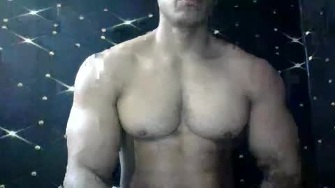 Snapshot of moreno1muscular chatting on March 8, 2025, 8:00 am moreno1muscular online show from March 8, 2025, 8:00 am