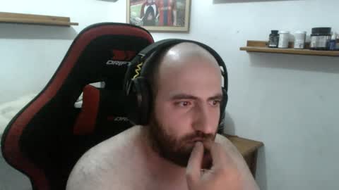 Snapshot of morenoch19 chatting on September 26, 2025, 6:45 pm alejo online show from September 26, 2025, 6:45 pm