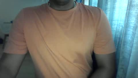 Snapshot of morenolatin19 chatting on June 24, 2026, 5:12 pm Jos Luis online show from June 24, 2026, 5:12 pm