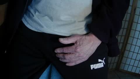 Snapshot of moreorless5 chatting on February 8, 2025, 1:33 pm moreorless5 online show from February 8, 2025, 1:33 pm