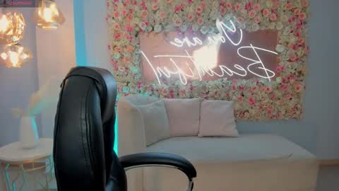 Morgan Hicks online show from February 11, 2026, 7:19 pm