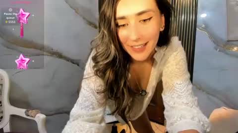 Snapshot of moriahhoe chatting on July 2, 2026, 3:23 am Moriah online show from July 2, 2026, 3:23 am