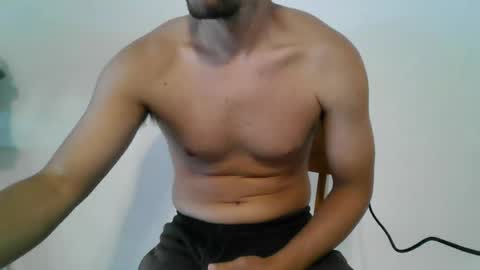 mortimer2080 online show from November 18, 2025, 12:31 pm