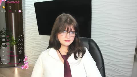 mori online show from November 7, 2025, 1:22 pm