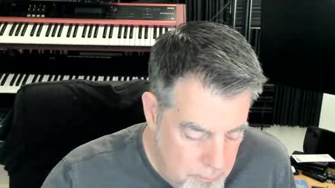 Snapshot of mostly_unbothered chatting on September 15, 2025, 8:25 am mostly_unbothered online show from September 15, 2025, 8:25 am