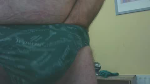 moth12 online show from December 23, 2024, 3:33 pm