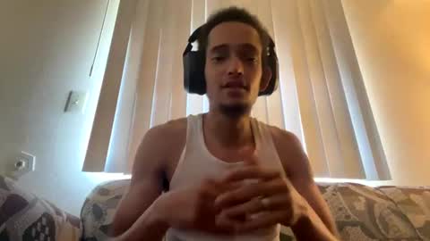 Snapshot of mouli23r chatting on September 21, 2025, 10:11 pm mouli23r online show from September 21, 2025, 10:11 pm