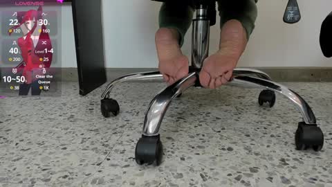 Snapshot of moxa_hot chatting on January 3, 2025, 1:58 pm moxa hot online show from January 3, 2025, 1:58 pm