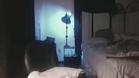 moxxxieg online show from March 27, 2026, 11:21 am