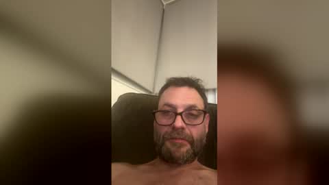 moza1980 online show from December 3, 2025, 2:30 am