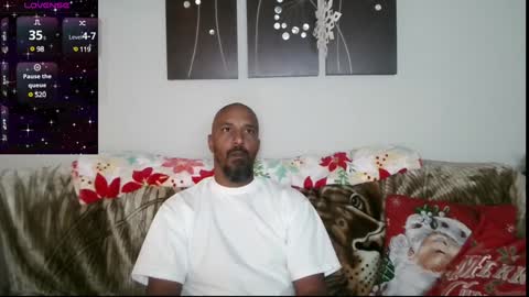 Snapshot of mr___good chatting on December 9, 2024, 3:50 am Mr. Good and Ms. Plenty online show from December 9, 2024, 3:50 am