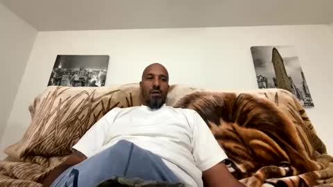 Snapshot of mr___good chatting on February 25, 2025, 5:08 am Mr. Good and Ms. Plenty online show from February 25, 2025, 5:08 am