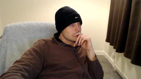 Snapshot of mr_baldy chatting on November 15, 2025, 11:21 pm Mr Baldy Likes to Chat online show from November 15, 2025, 11:21 pm