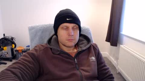 Snapshot of mr_baldy chatting on December 1, 2025, 12:32 pm Mr Baldy Likes to Chat online show from December 1, 2025, 12:32 pm