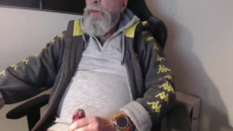 mr_boombastic2021 online show from December 22, 2025, 11:51 am