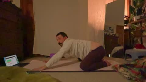 Snapshot of mr_foxxy chatting on February 20, 2025, 12:30 am ninko online show from February 20, 2025, 12:30 am