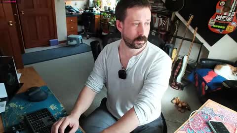 Snapshot of mr_foxxy chatting on March 4, 2025, 3:48 pm ninko online show from March 4, 2025, 3:48 pm