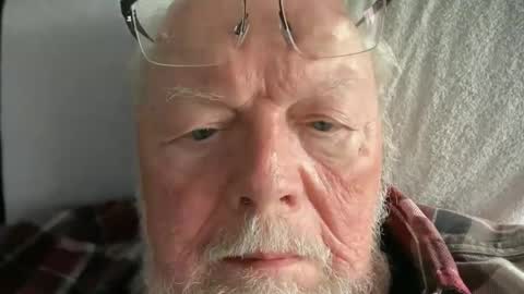 Snapshot of mr_frasier chatting on May 13, 2026, 6:38 pm Jess online show from May 13, 2026, 6:38 pm