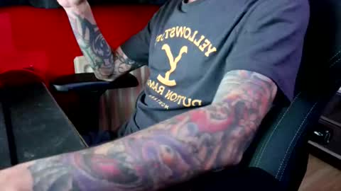 mr_hung_uk38 online show from October 1, 2025, 10:16 pm