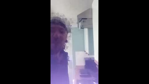 Snapshot of mr_i_ chatting on February 24, 2026, 9:40 am mr_i_ online show from February 24, 2026, 9:40 am