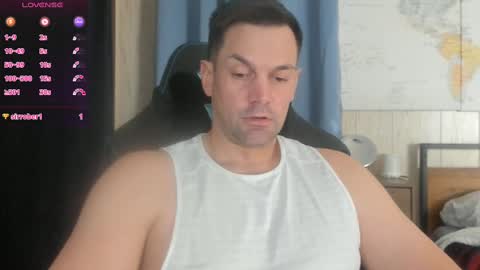 Cam online show from February 19, 2025, 10:42 pm