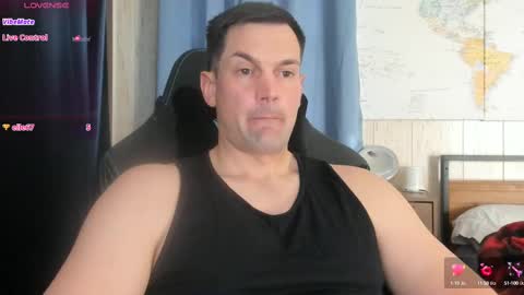 Cam online show from March 6, 2025, 7:10 pm