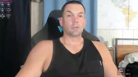 Cam online show from September 18, 2025, 1:18 am