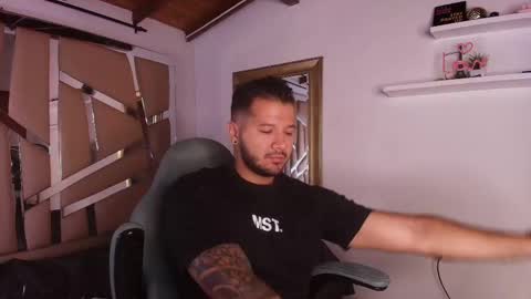 Snapshot of mr_mikee_ chatting on September 23, 2025, 3:09 am MIKEE online show from September 23, 2025, 3:09 am