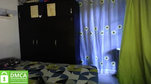 Mr  Mrs Curie online show from April 11, 2026, 10:36 pm