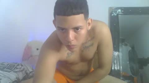 mr_sharkmaster777 online show from January 11, 2025, 2:47 pm