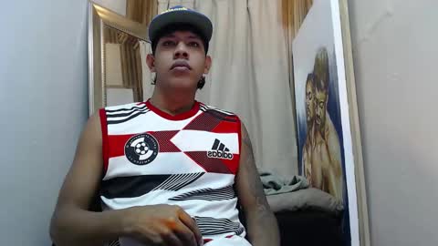 mr_stiven_ online show from October 14, 2025, 2:56 am