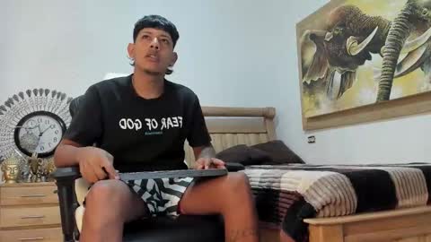 mr_stiven_ online show from March 25, 2026, 3:12 am