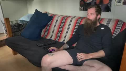 Valdor online show from May 3, 2026, 5:52 pm