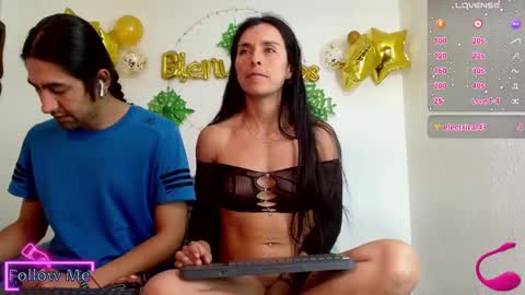 Snapshot of mrandmrs666999 chatting on January 8, 2025, 1:53 am Mrandmrs666999 online show from January 8, 2025, 1:53 am