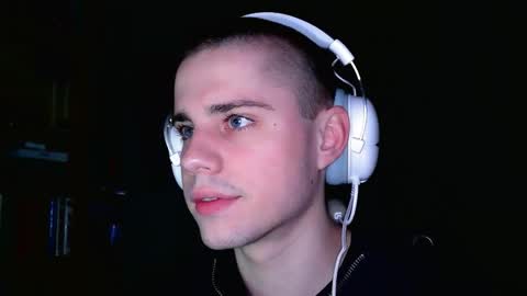 Snapshot of mrbepsik chatting on February 19, 2026, 3:24 am Mr Roman online show from February 19, 2026, 3:24 am