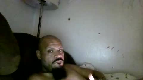 Snapshot of mrbiggs1077777 chatting on October 31, 2025, 3:35 pm mrbiggs1077777 online show from October 31, 2025, 3:35 pm