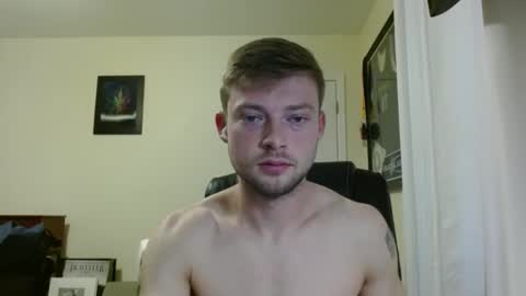 Snapshot of mrcoolguy68 chatting on December 4, 2024, 2:26 pm mrcoolguy68 online show from December 4, 2024, 2:26 pm