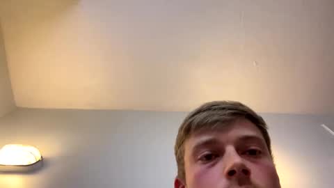 Snapshot of mrcoolguy68 chatting on October 21, 2025, 12:11 am mrcoolguy68 online show from October 21, 2025, 12:11 am