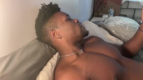 Daddy Nine online show from December 4, 2025, 1:53 pm