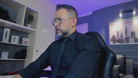 MrFrank. online show from October 30, 2025, 11:11 am